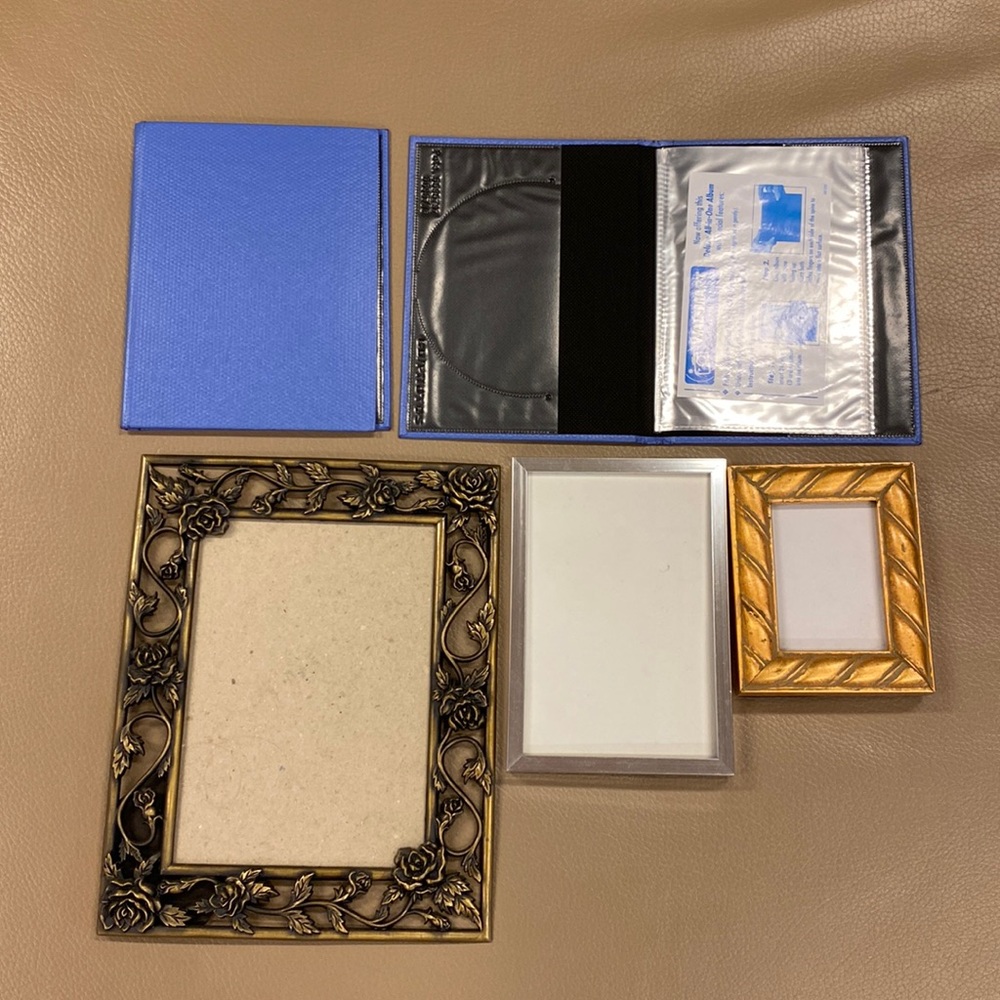Frames and Mini Albums -Set of 5 pieces